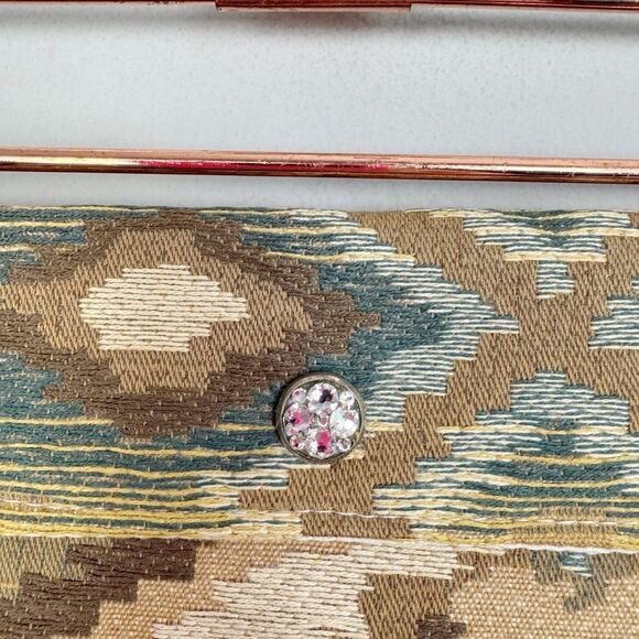 MAUI BLING | NEW Hand Embellished Pouch Southwestern Print Rhinestone Button - Picture 3 of 7